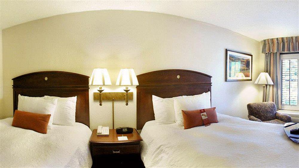 Hampton Inn Dalton Luaran gambar
