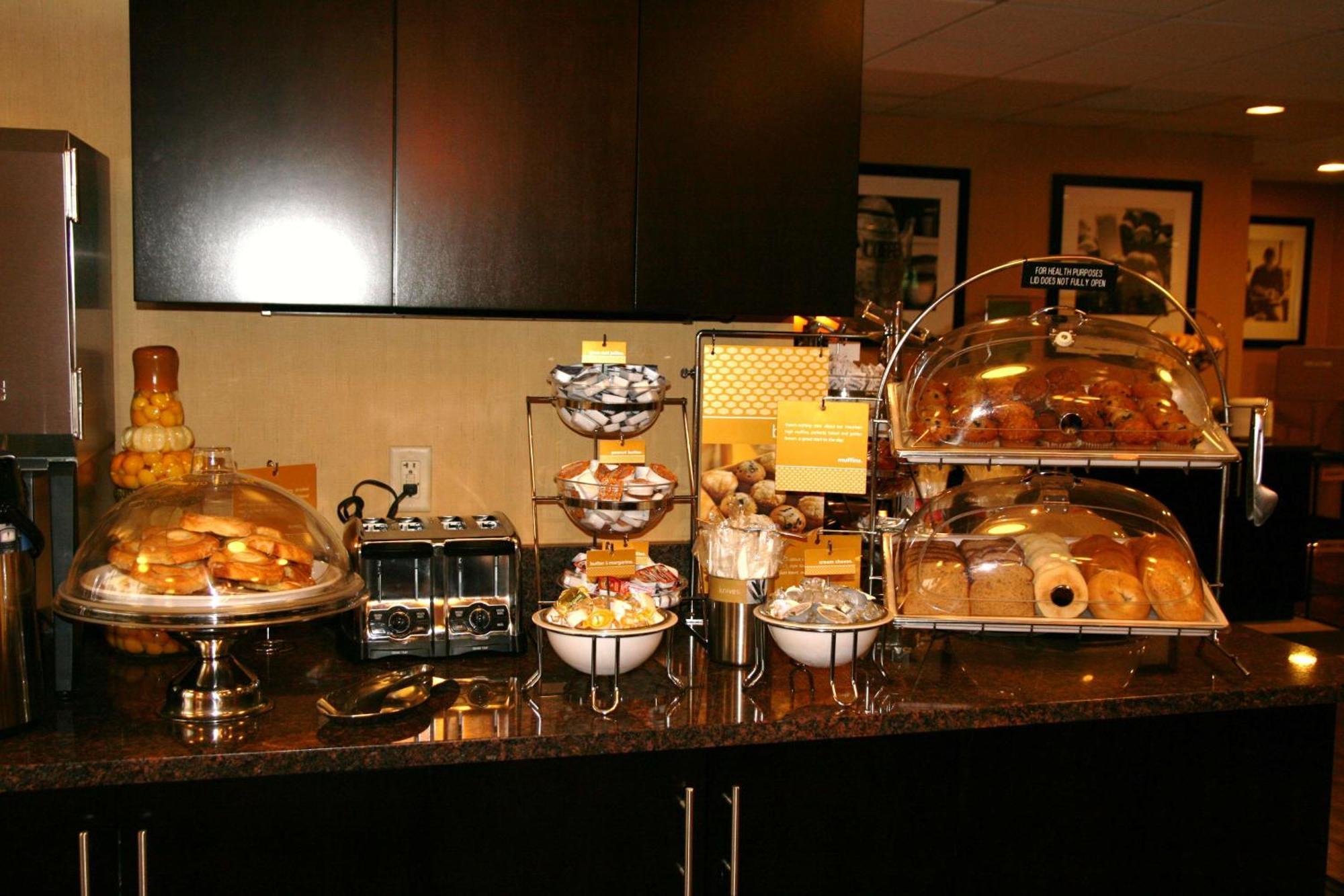 Hampton Inn Dalton Luaran gambar