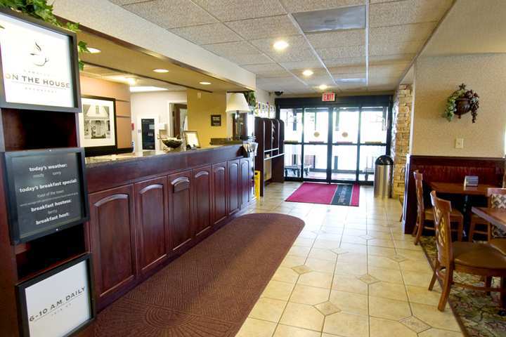 Hampton Inn Dalton Dalaman gambar